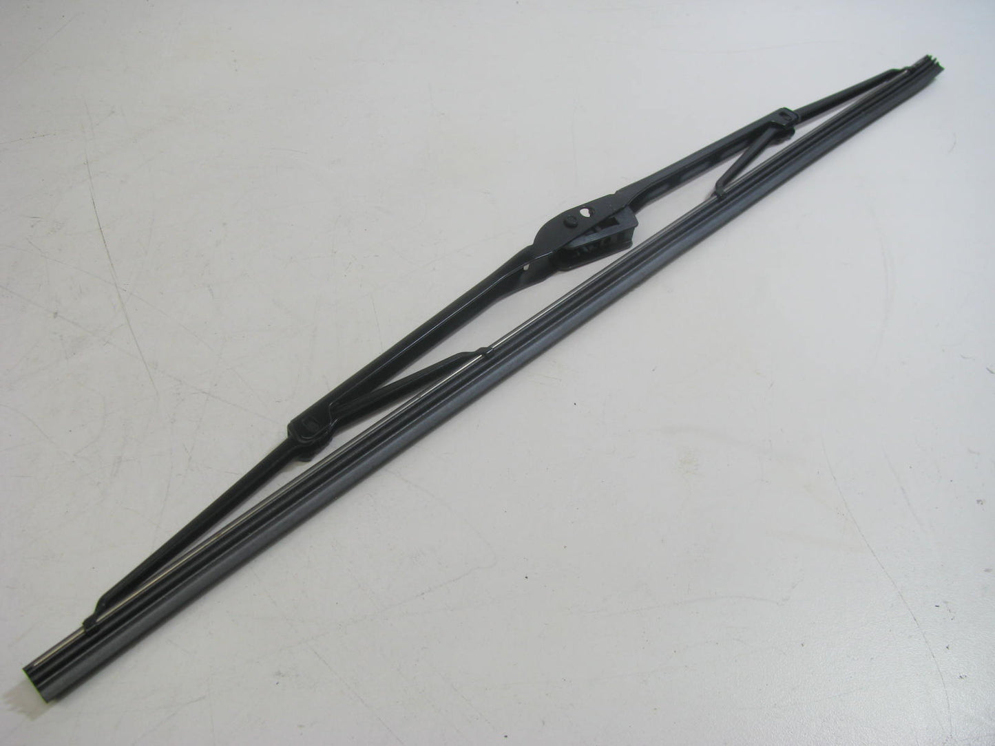 Tridon 75-171 Front Teflon Windshield Wiper Blade - 17''