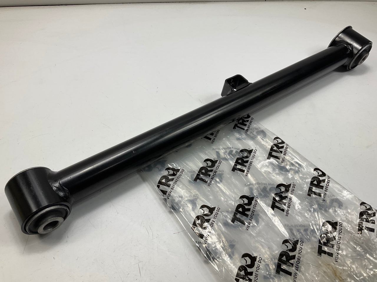 TRQ PSA63953 Rear Lower Control Arm