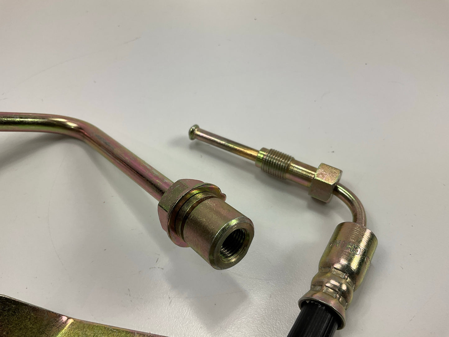 MISSING HOSE RETAINING CLIPS - Tru-torque H380325 Rear Right Brake Hose