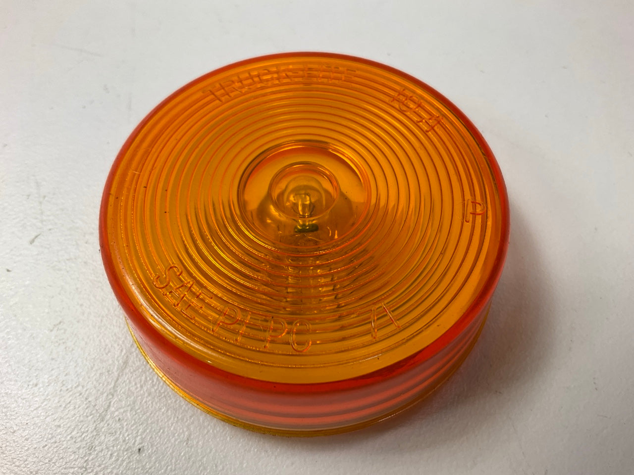 Truck-lite 10202Y 10 Series Incandescent Yellow Round Marker Clearance Lamp