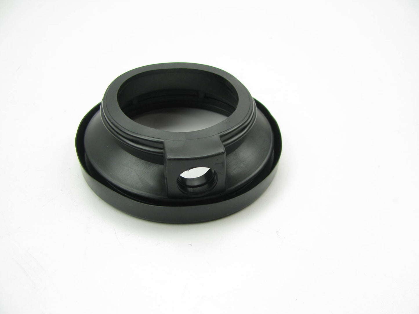 Truck-lite 10700 Series 10 And 2.5'' Round Light Black PVC Grommet