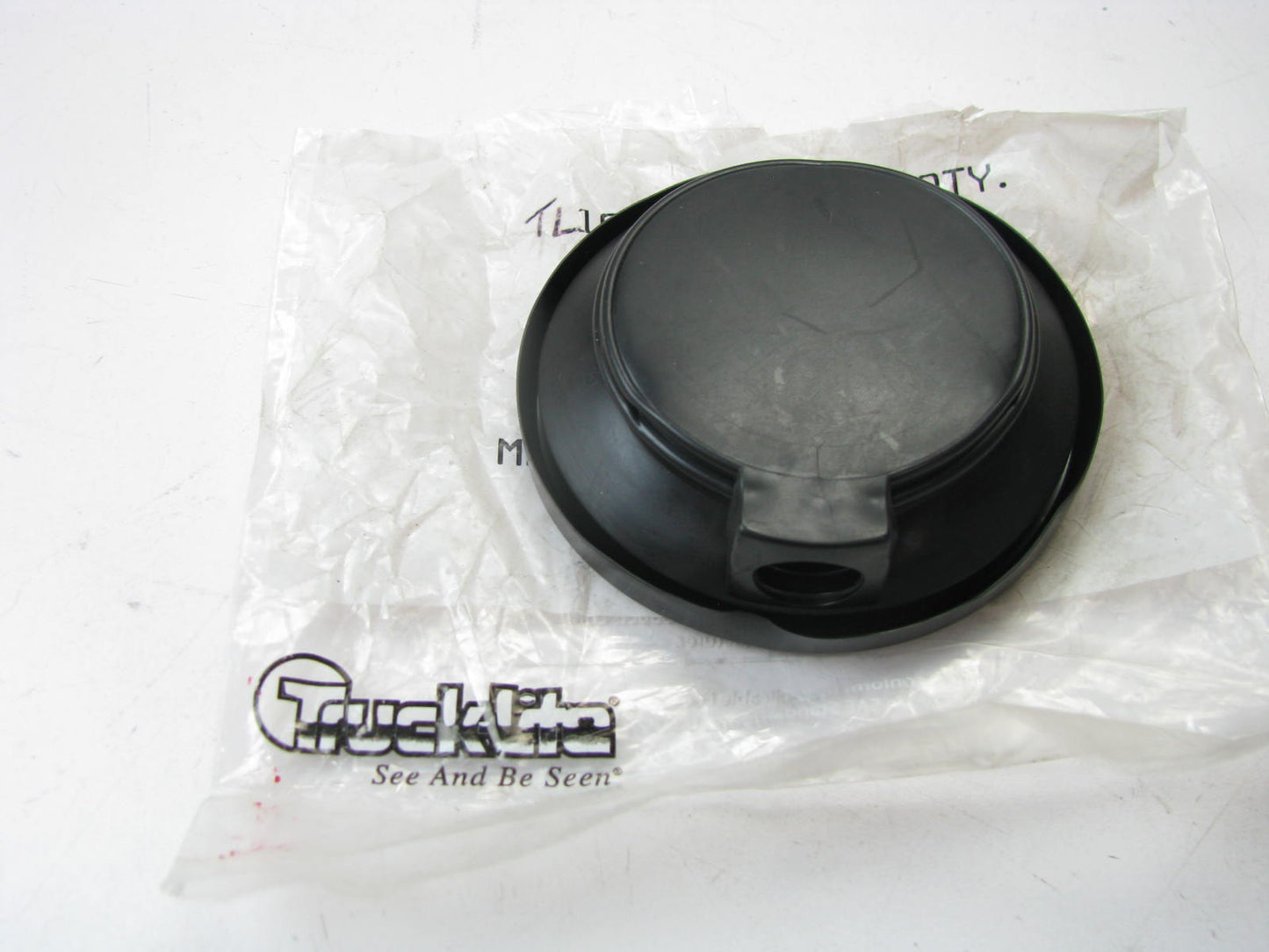 Truck-lite 10702-3 Grommet Mount For 2-1/2'' Diameter Lamps Flush Mount