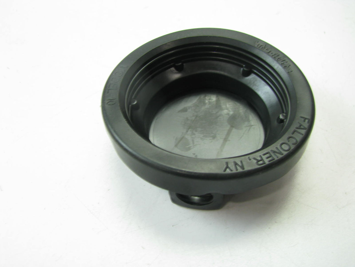 Truck-lite 10702-3 Grommet Mount For 2-1/2'' Diameter Lamps Flush Mount