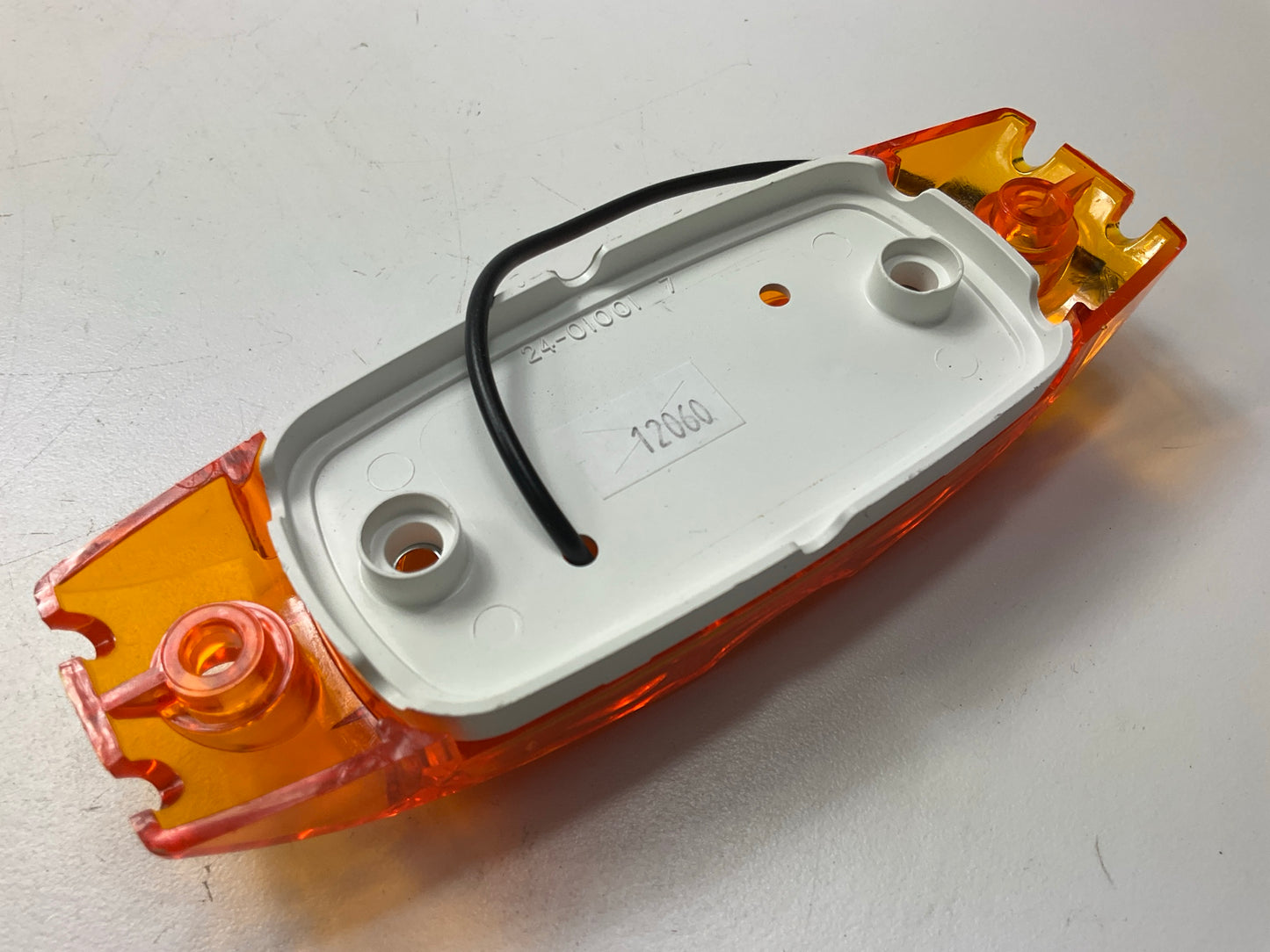 Truck-lite 1233A Shock Mount Incandescent Yellow Rectangular 2 Bulb Marker Lamp