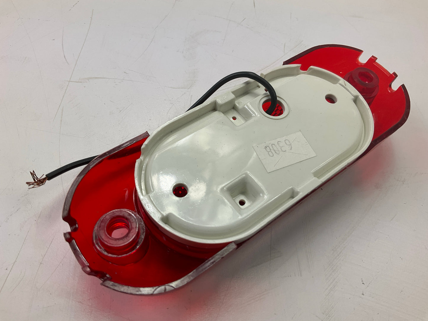 Truck-lite 1265 Red Two Bulb Clearance Marker Light W/ Reflector