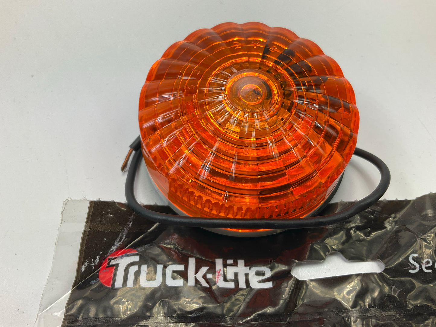Truck-lite 1294A Incandescent, Yellow Round, 1 Bulb Clearance Marker Light