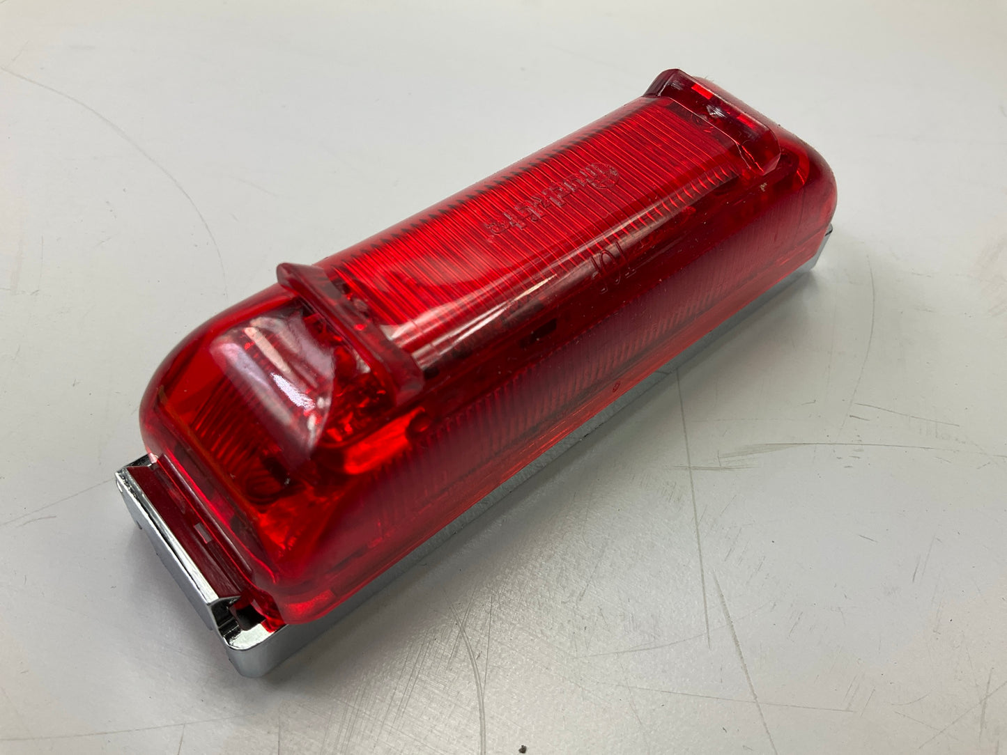 Truck-lite 19031R1 19 Series Base Mount LED Red Rectangular Marker Lamp