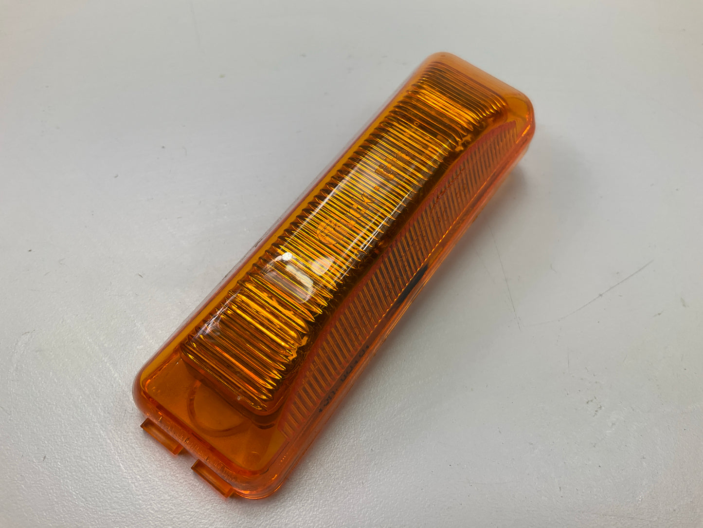 Truck-lite 19275Y 19 Series LED Yellow Rectangular 6 Diode Marker Clearance Lamp