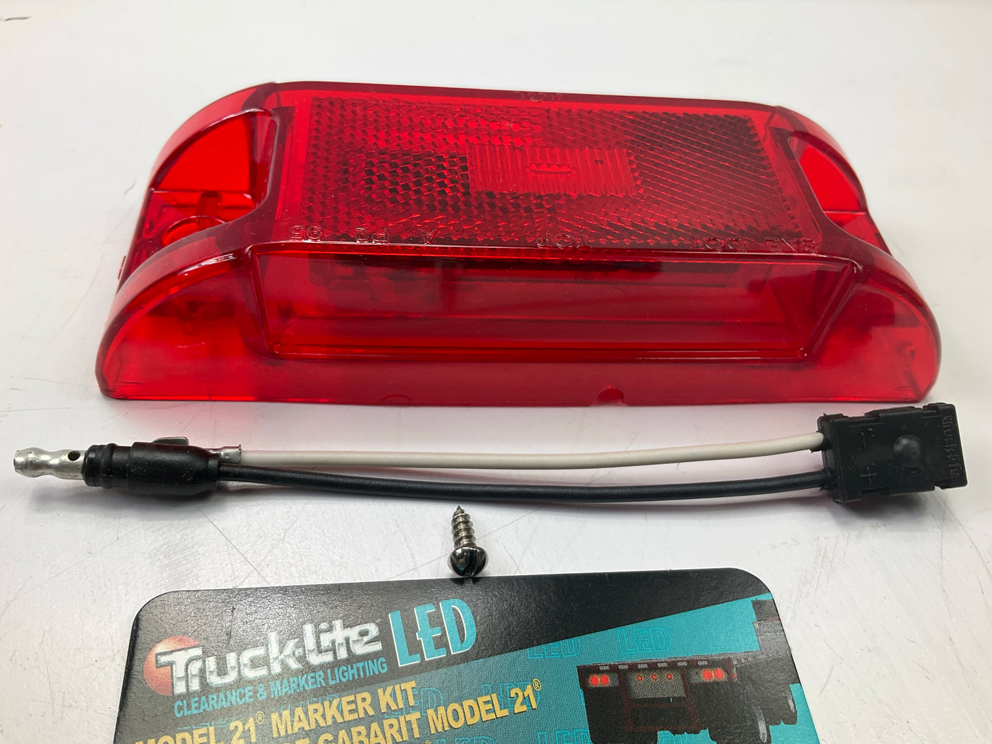 Truck-lite 21051R1 21 Series LED Red Rectangular 1 Diode Marker Clearance Lamp