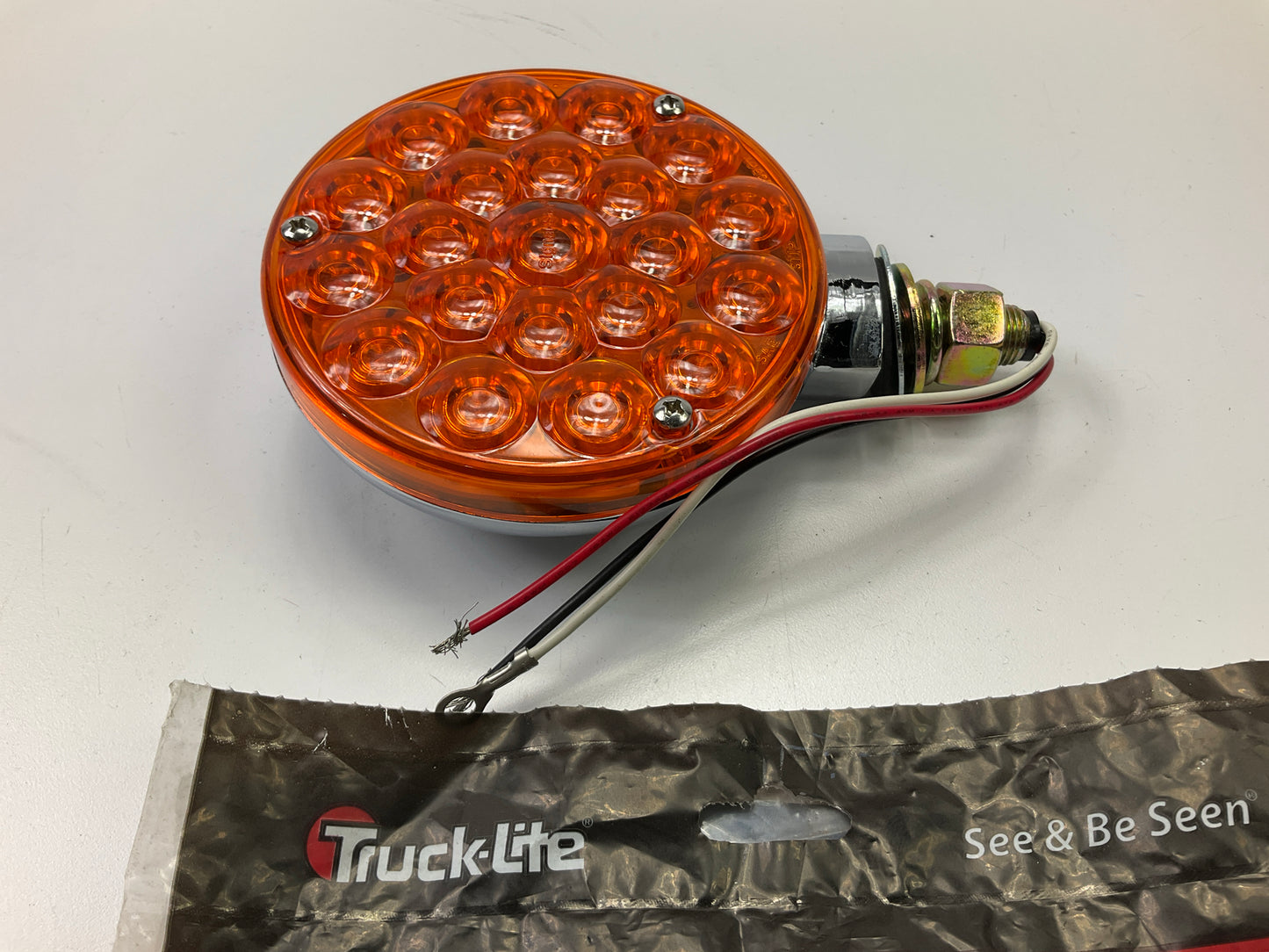 Truck-lite 2751A Yellow Round, 24 Diode LED, Single Face, 3 Wire, Pedestal Light