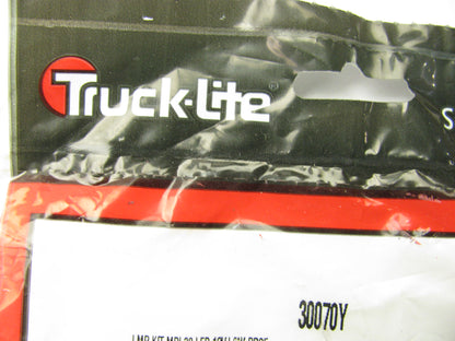 (4) TRUCK-LITE 30070Y - 30 Series Orange Marker Clearance Lamp Lights - LED
