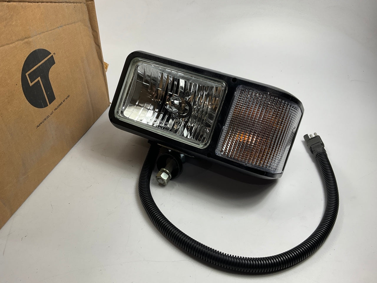 Truck-lite 80895 Left Drivers Side 4''x6'' Snow Plow Headlight Lamp, 5-pin Plug