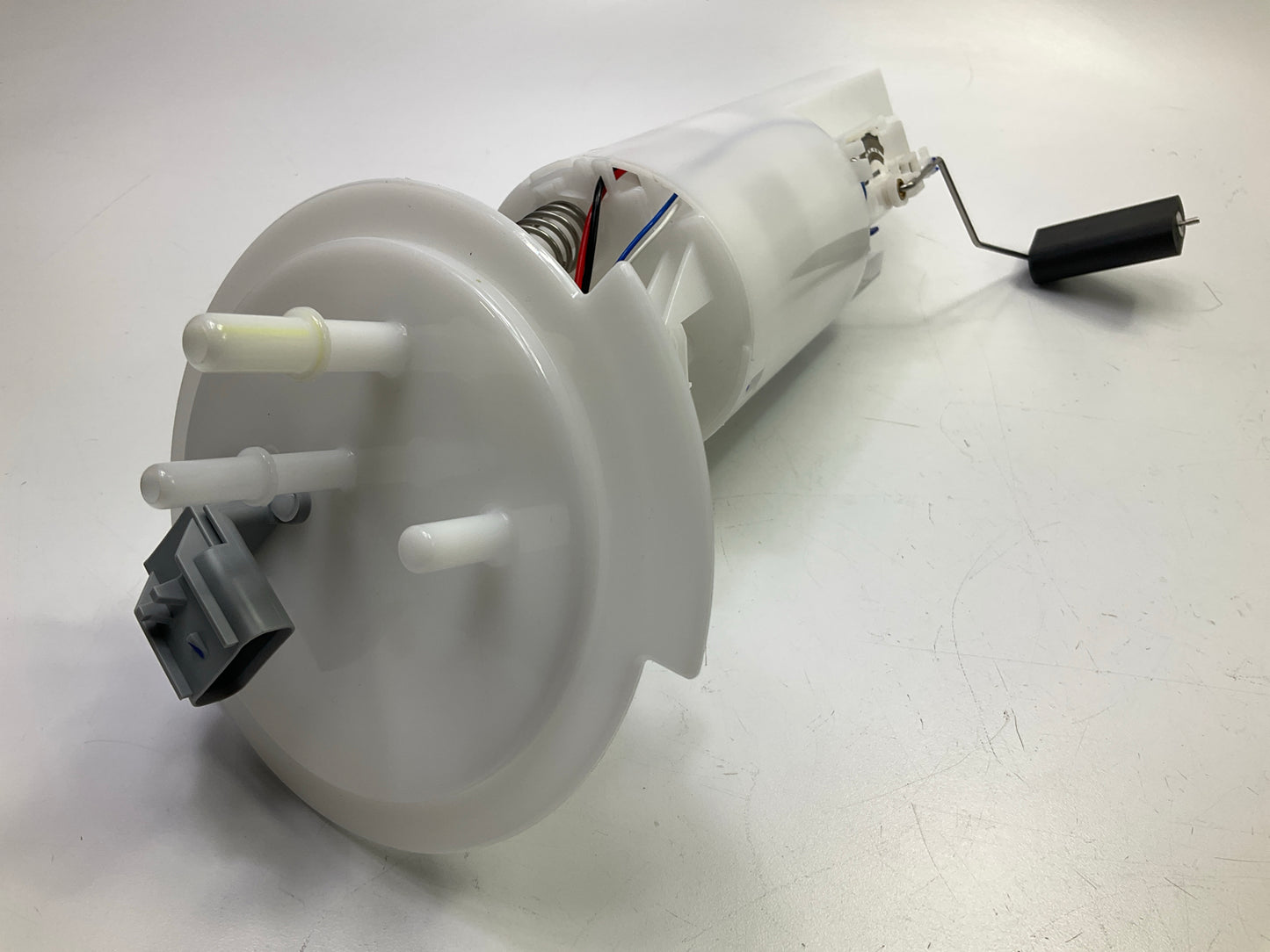 Trugrade D13111073TG Fuel Pump Module For 2001-2003 Dodge Grand Caravan