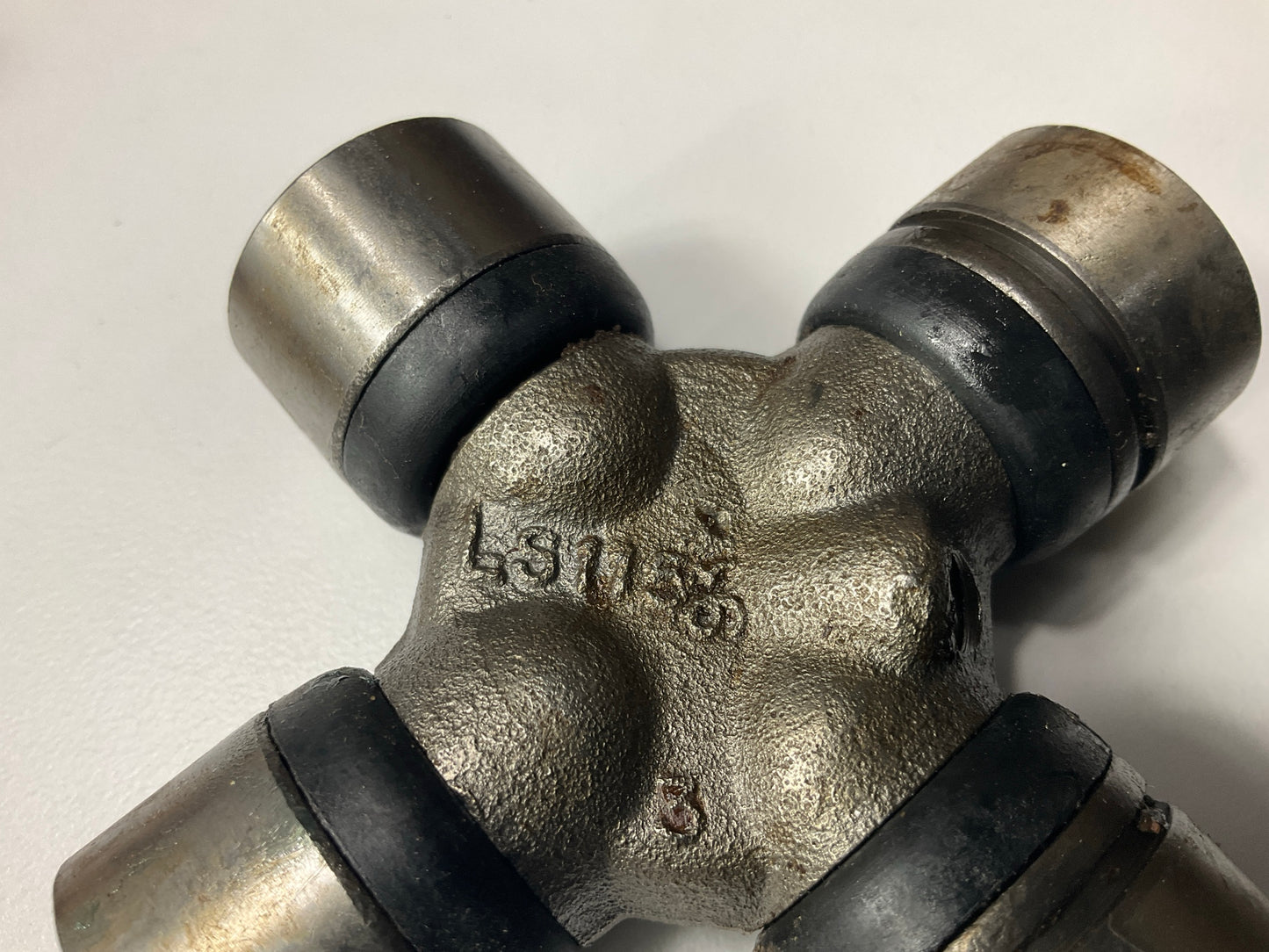 Trust 2-3100 U-Joint Universal Joint