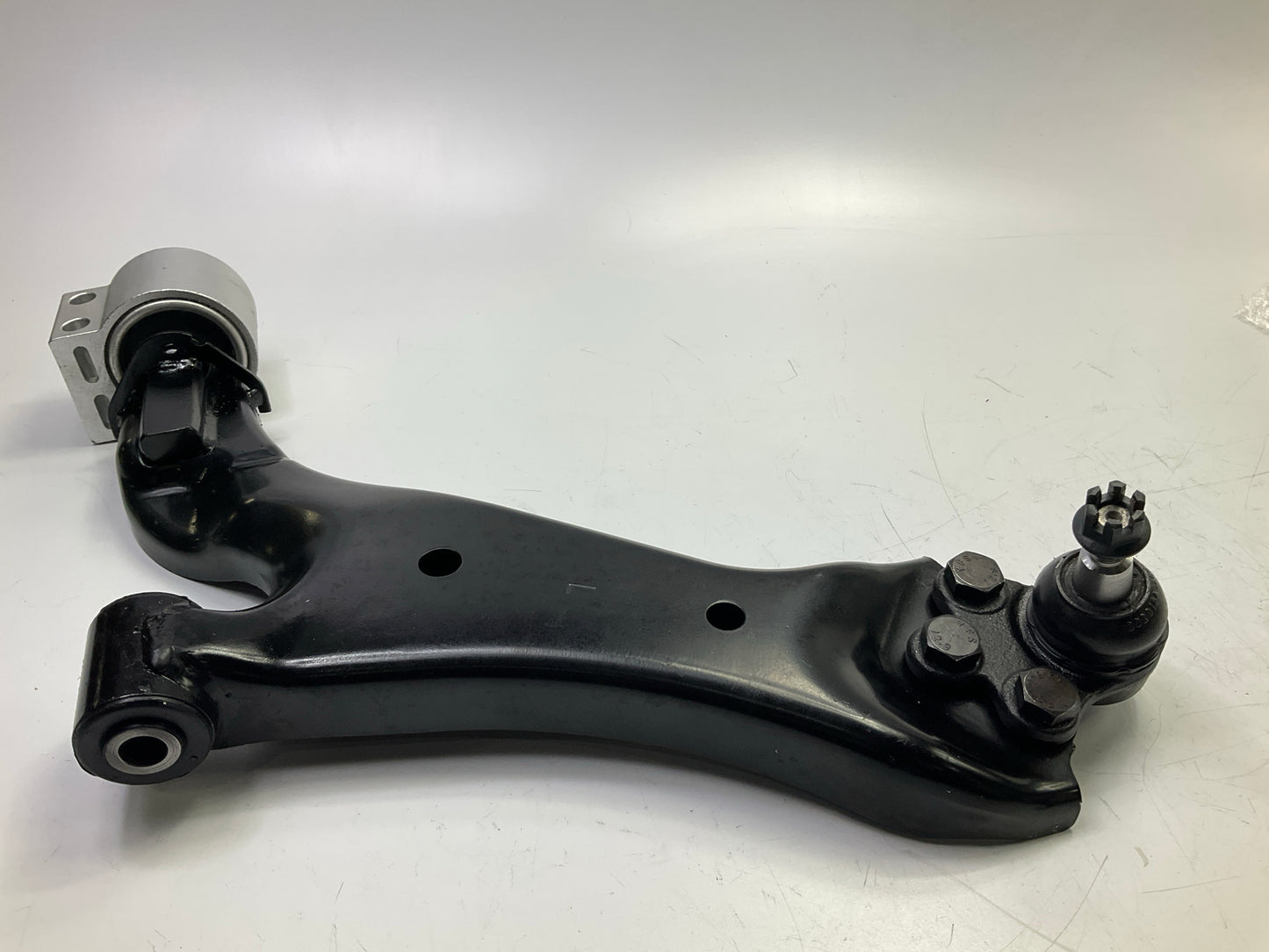 Trustar CP5153 Front Left Lower Control Arm & Ball Joint