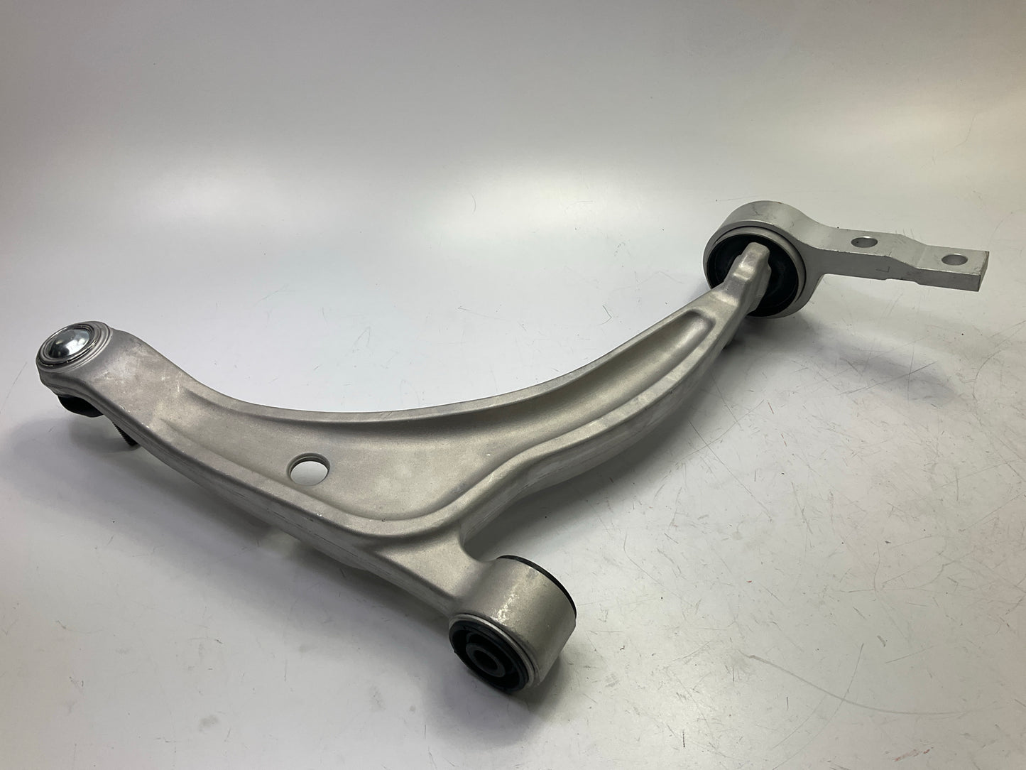Trustar TK620167 Front Left Lower Control Arm And Ball Joint