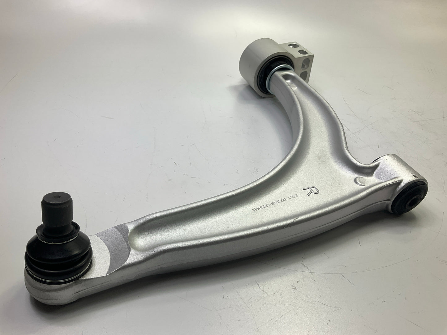Trustar TK620180 Front Right Lower Suspension Control Arm & Ball Joint