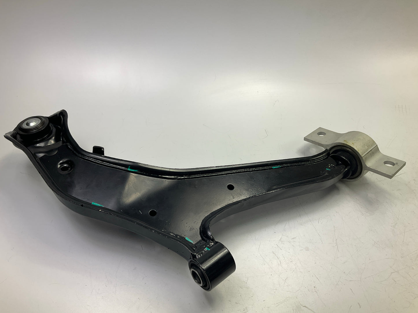 Trustar TK620355 Front Left Lower Suspension Control Arm & Ball Joint