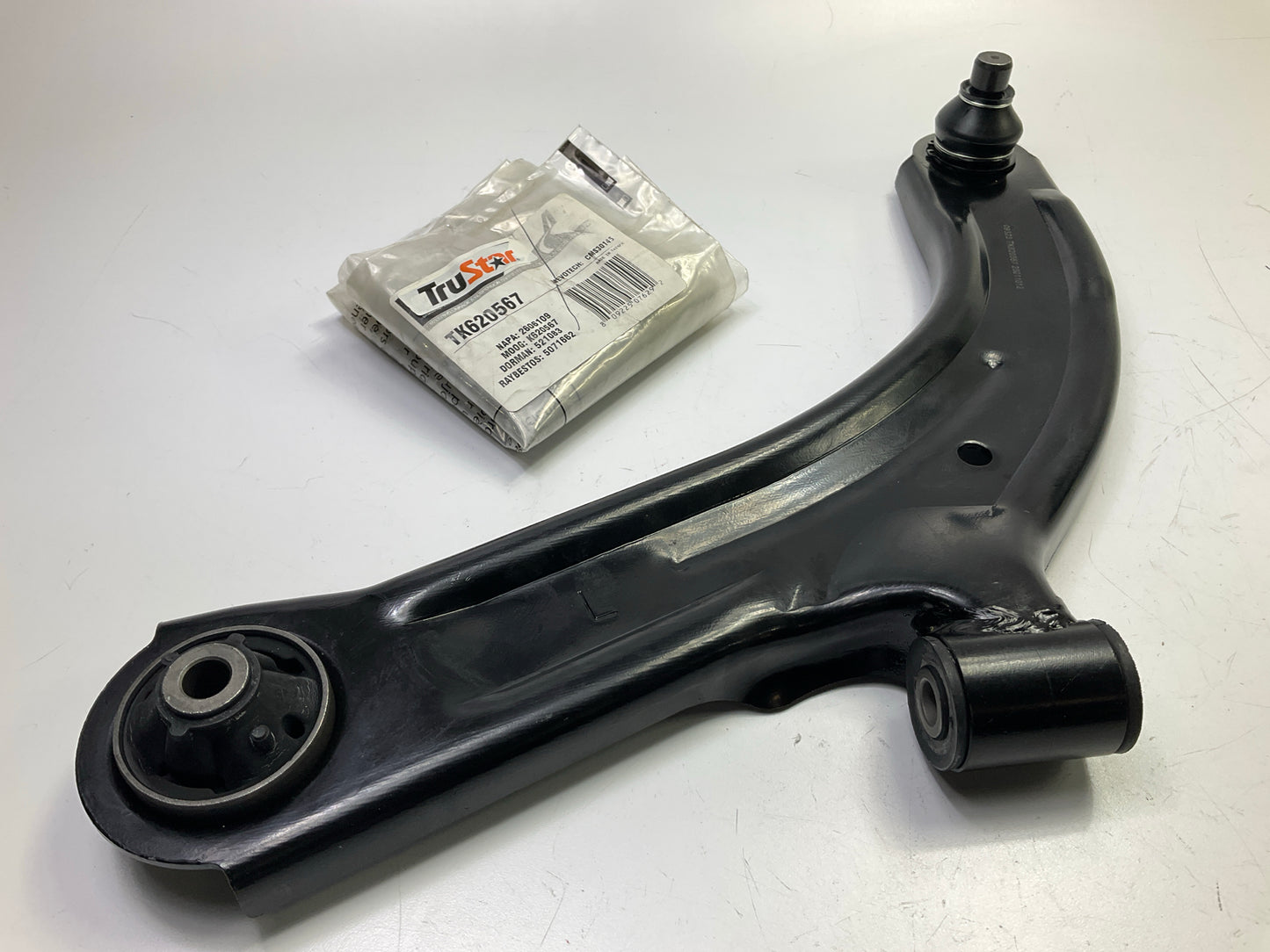 Trustar TK620567 Front Left Lower Control Arm For 09-14 Nissan Cube, 07-12 Versa