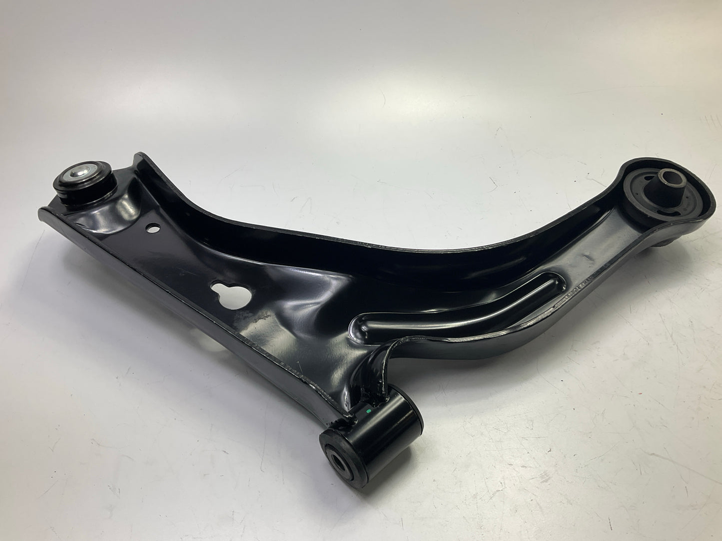 Trustar TK80398 Front Left Lower Suspension Control Arm & Ball Joint