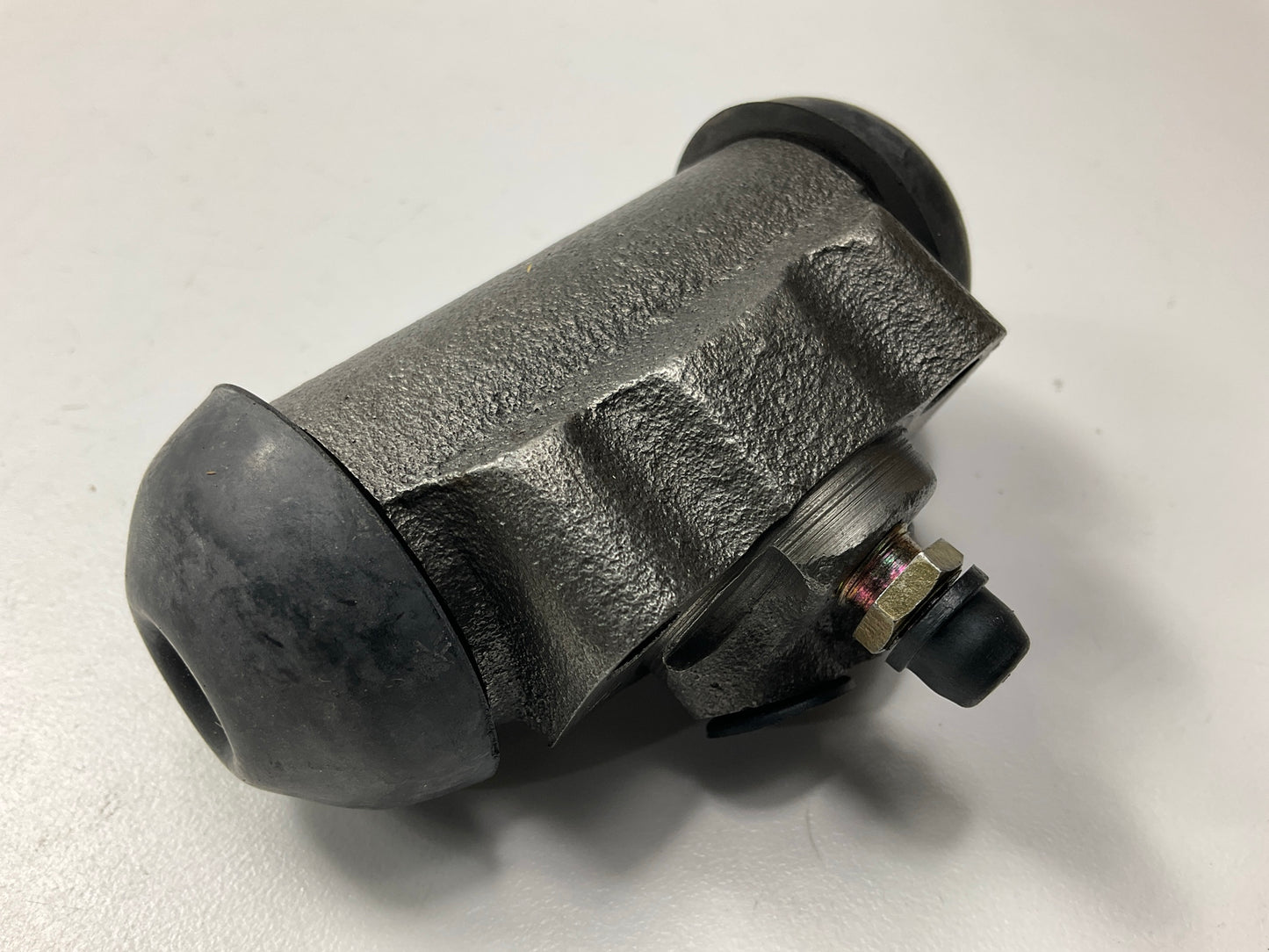 Trustar WC13637 Rear Left Drum Brake Wheel Cylinder