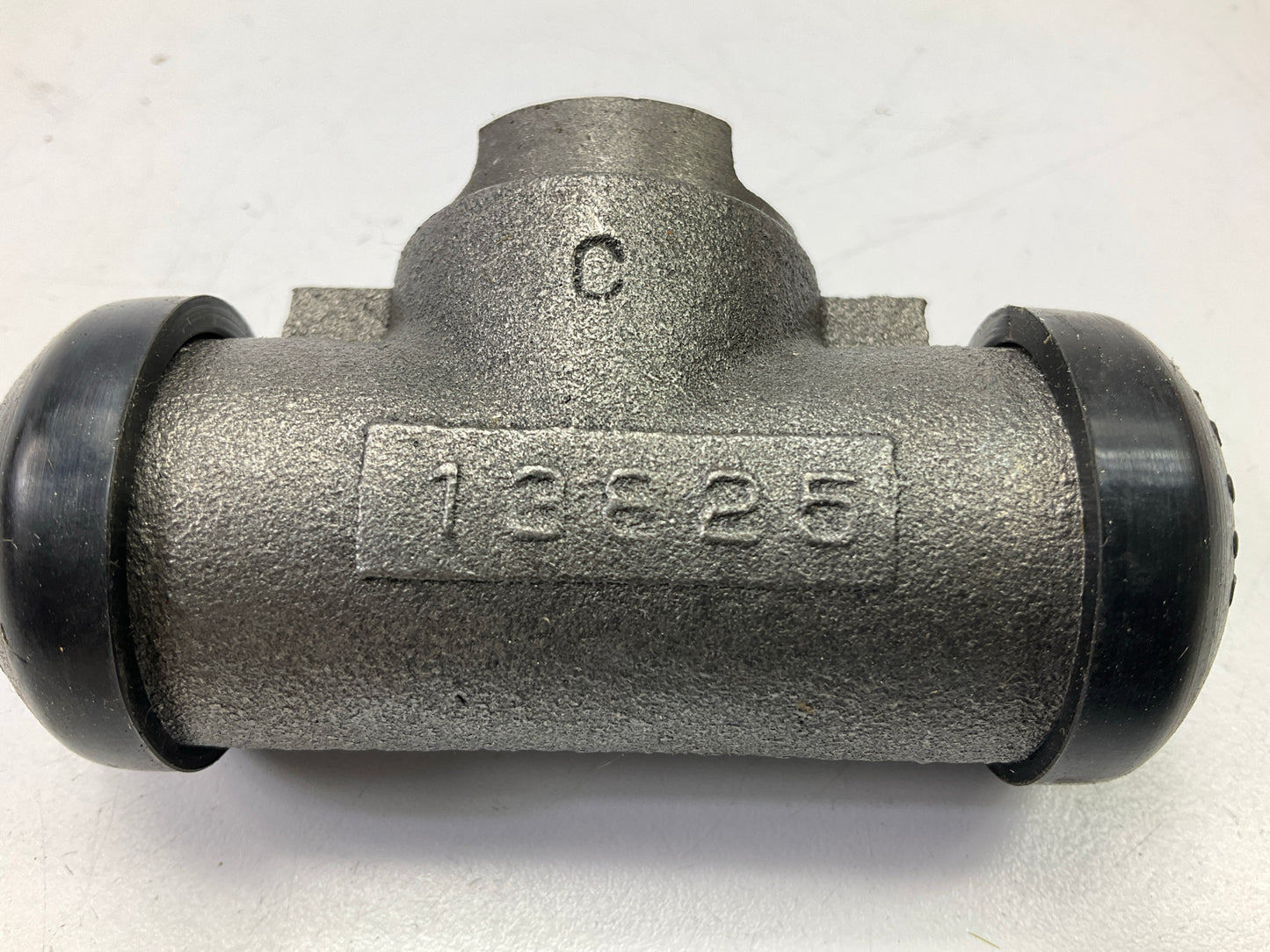 Trustar WC13825 Rear Brake Drum Wheel Cylinder