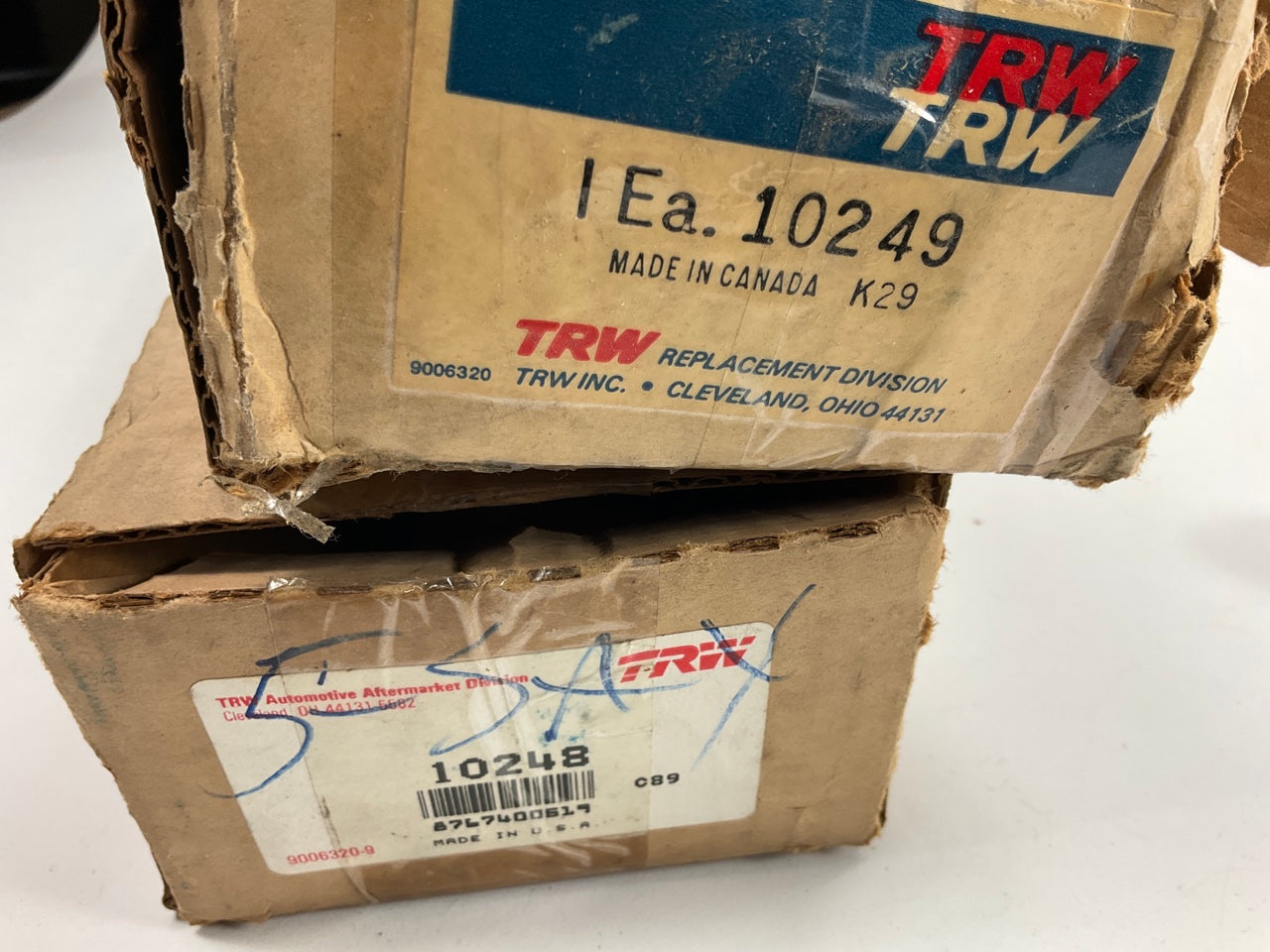 TRW 10248 10249 Left & Right Front Lower Ball Joints (Front Drum Brakes ONLY)