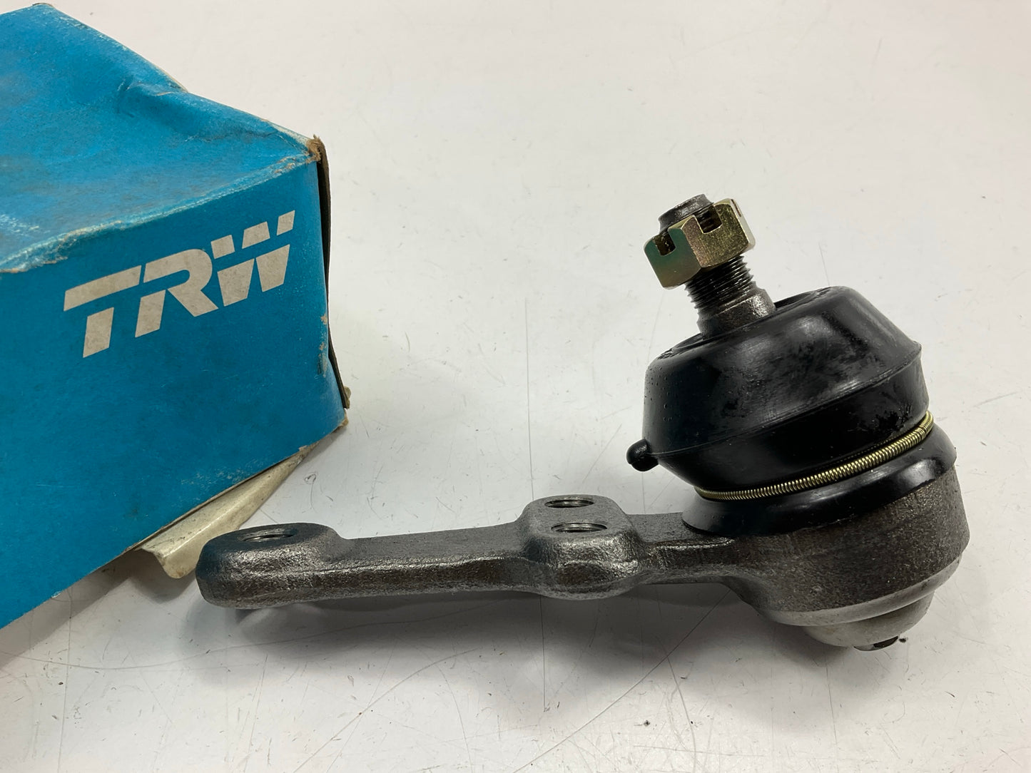 TRW 10351 Front Lower OEM 555 Suspension Ball Joint For 1976-1978 Datsun F10