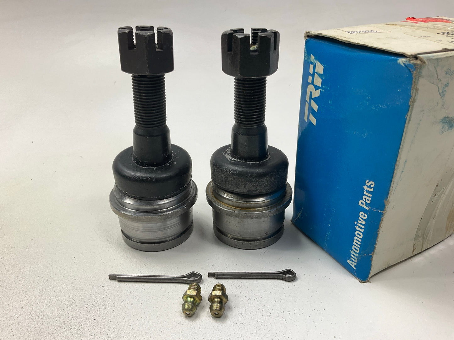 (2) TRW 10379 Front Upper Ball Joint 1983-1997 Ford Ranger, 1991-94 Explorer 4WD