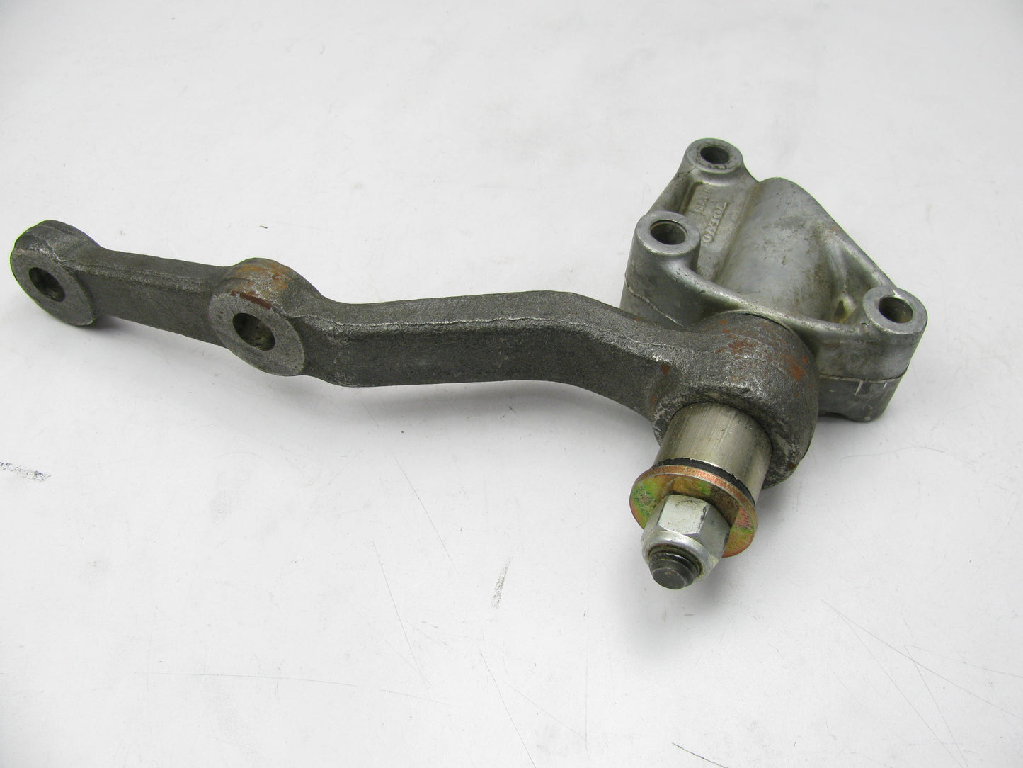 TRW 18790 Steering Idler Arm For 1969-1972 Volvo 142 144 145