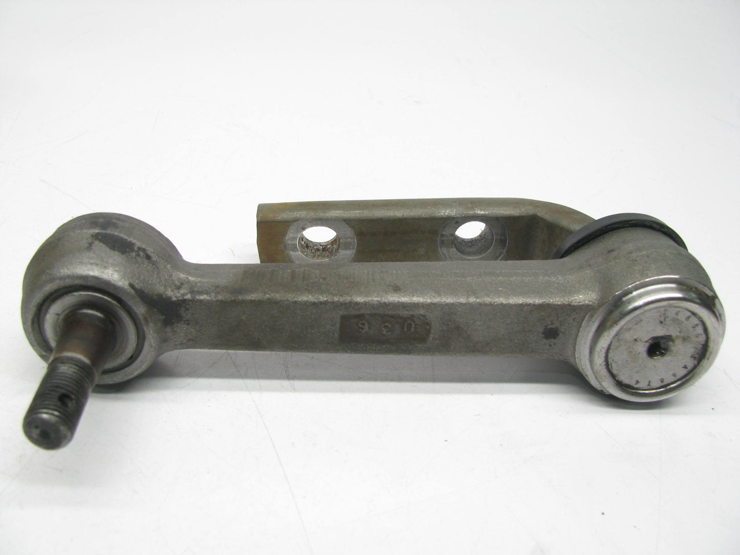 TRW 190133 Steering Idler Arm For 1990-05 Astro & Safari 2WD