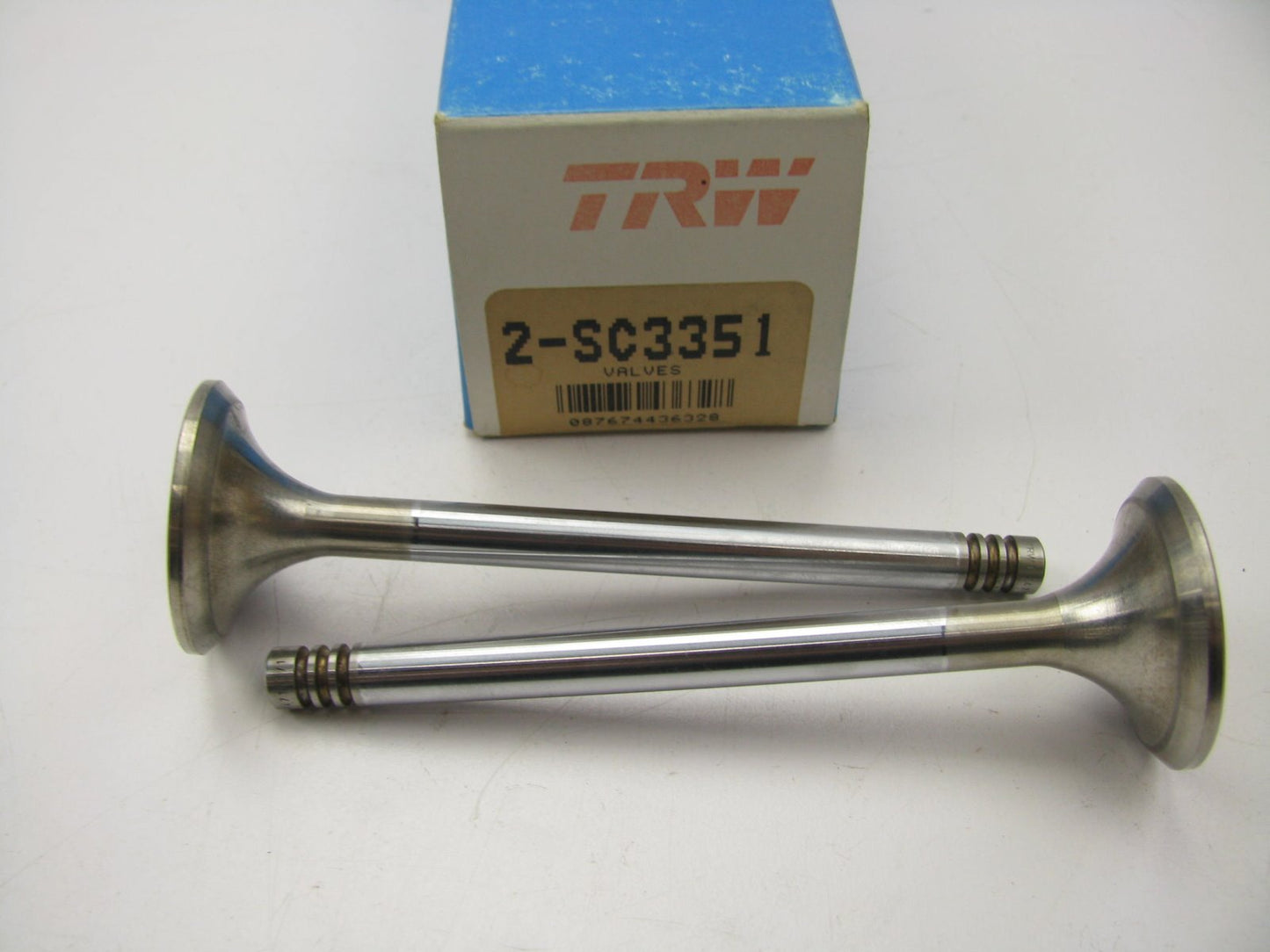 (2) TRW SC3351 Engine Exhaust Valves 1977-1985 VOLVO 242 244 2.1L I4