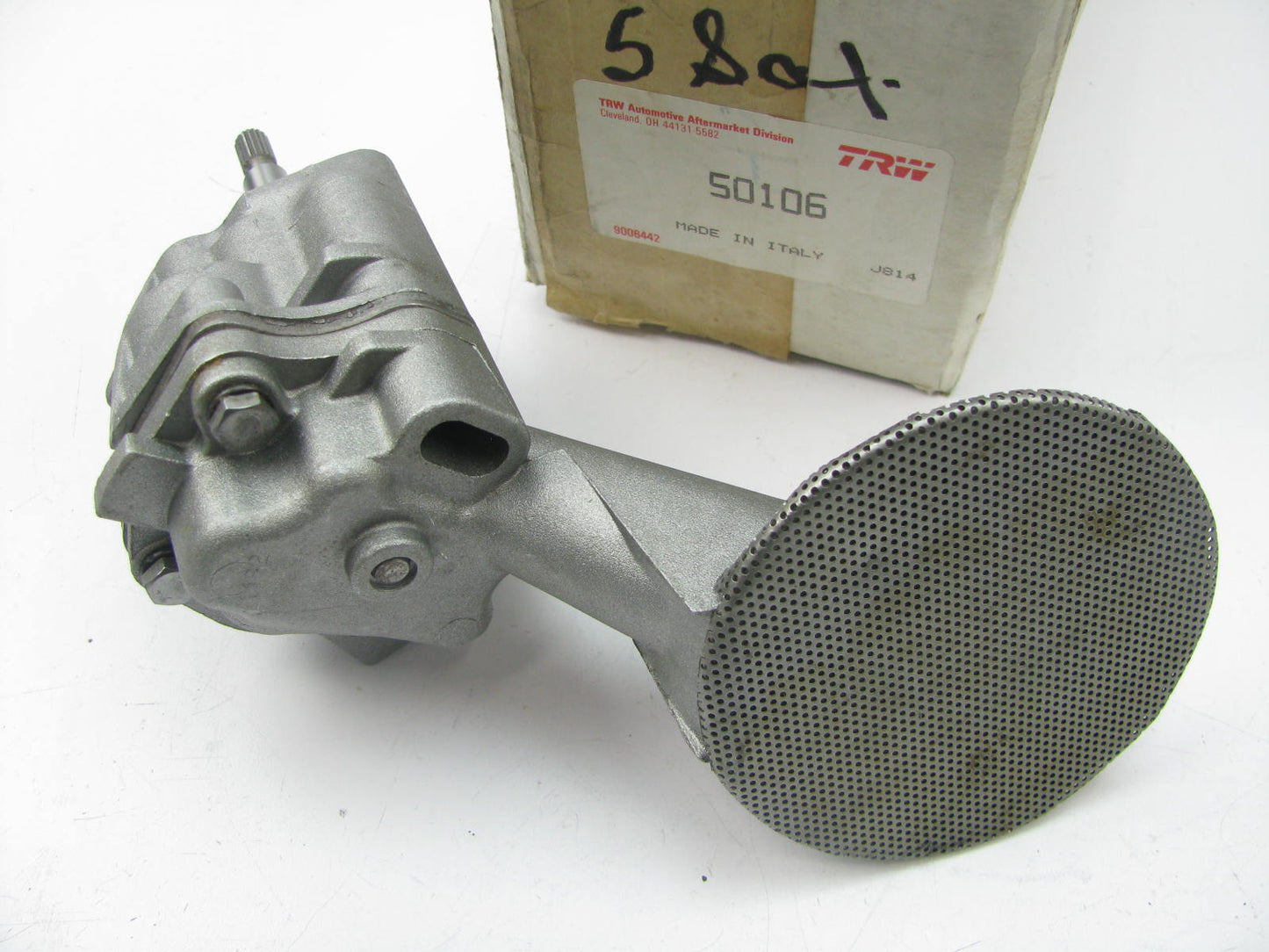 TRW 50106 Engine Oil Pump Massey Ferguson Tractor A4.192, A4.203, A6.305