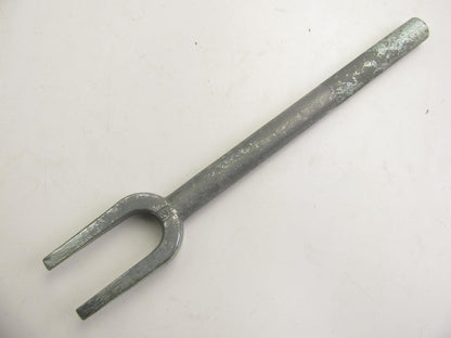 TRW 969119 Tie Rod Ball Joint Separator Tool - 1-1/8'' Opening 11-7/8'' Long USA