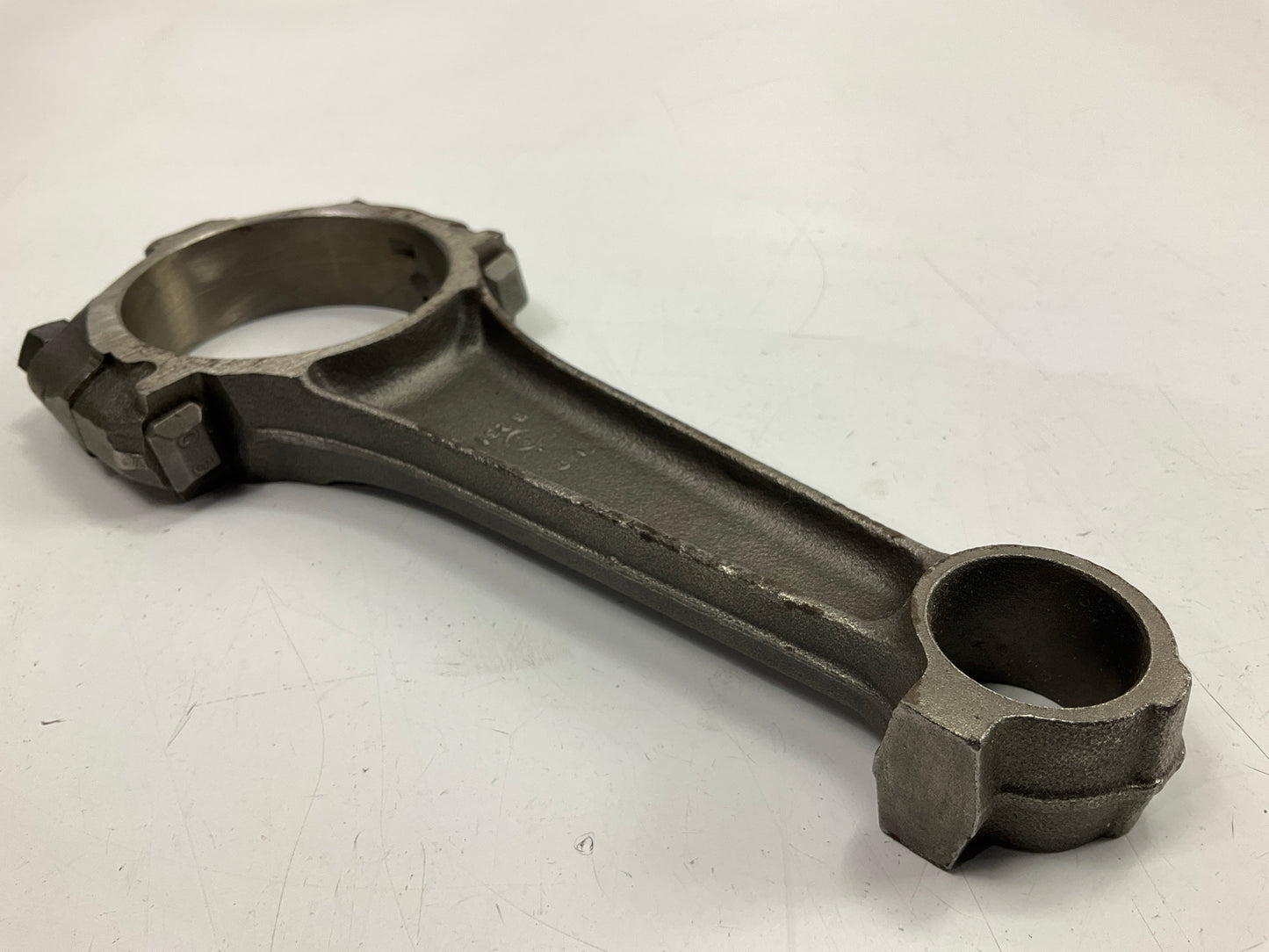 SURFACE RUST - TRW CR1436 REMAN Engine Connecting Rod 68-93 Ford 370 429 460-V8