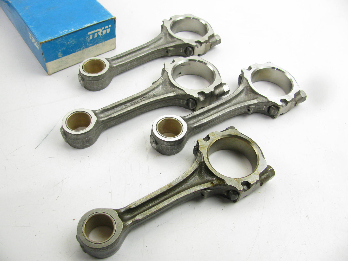 (4) Reman TRW CR1492 Connecting Rods For Nissan CD17 Diesel Engine