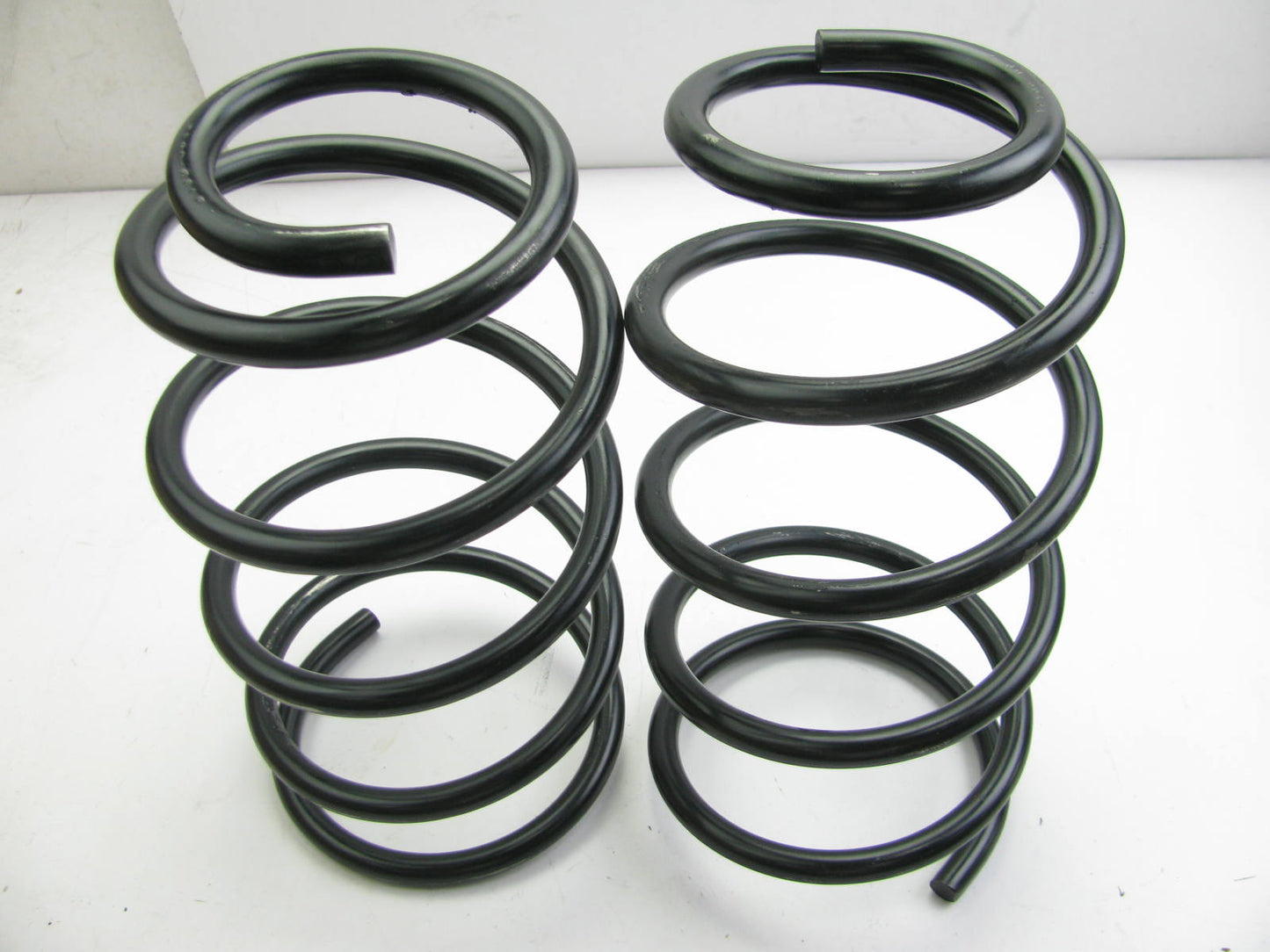 TRW CS60197 Rear Suspension Coil Springs for 1997-2003 Pontiac Grand Prix