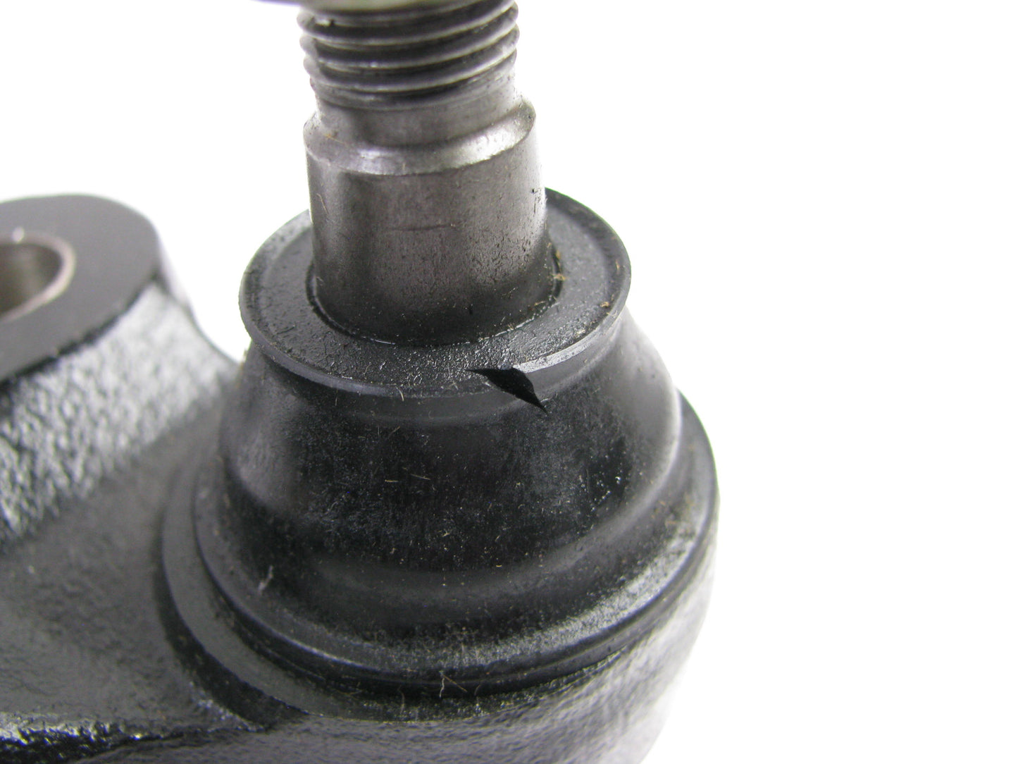 DAMAGED BOOTS - TRW DS1157 Steering Center Link For 1987-90 Nissan Pathfinder