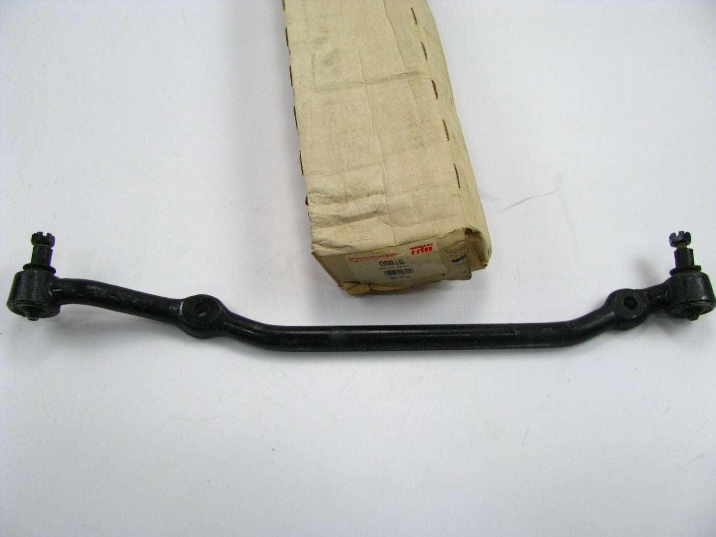 TRW DS816 Steering Center Link (MANUAL STEERING ONLY) 1975-78 Monza, 71-77 Vega