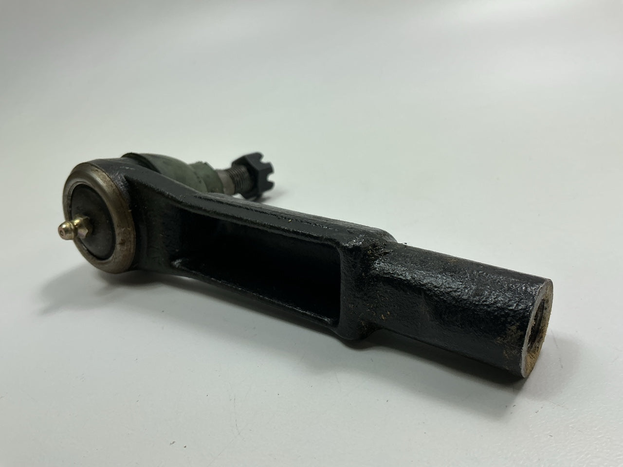 (2) TRW ES3091 Front Outer Steering Tie Rod Ends