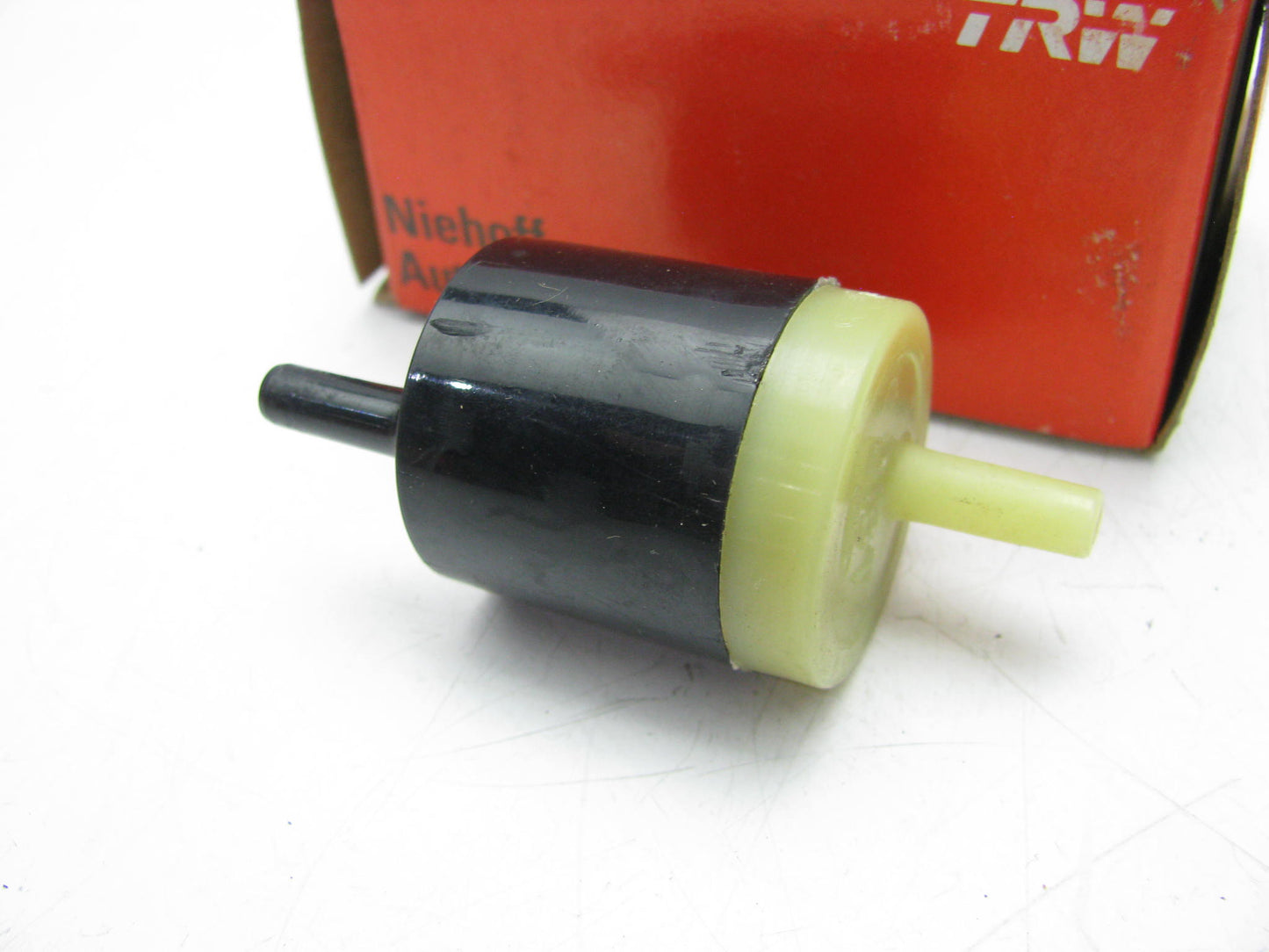TRW FS-350 Vacuum Delay Valve - FORD OEM REBOX # D32E-AA