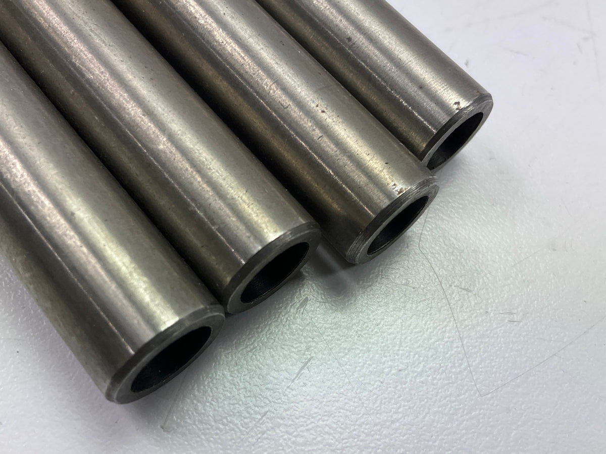 (8) TRW G5006 Engine Exhaust Valve Guides