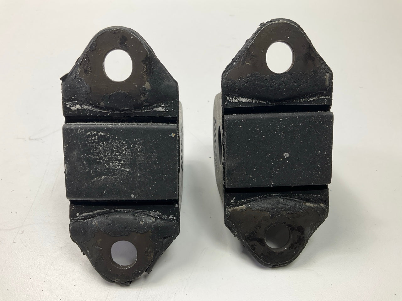 (2) TRW HB1417 Suspension Stabilizer Sway Bar Bushings, Front
