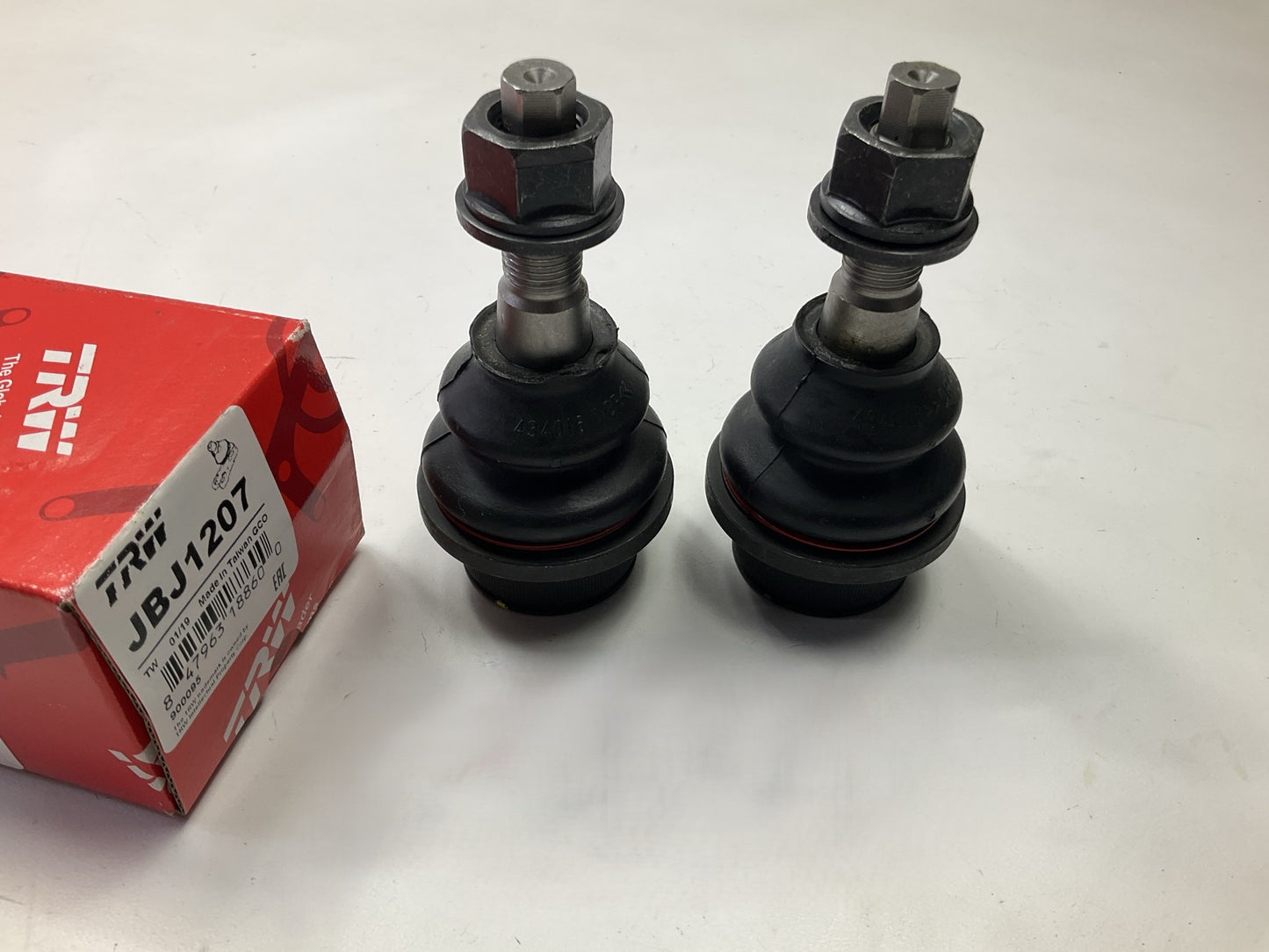 (2) TRW JBJ1207 Front Lower Ball Joint For 2002-10 Ram 1500, 08-13 Ram 2500 3500