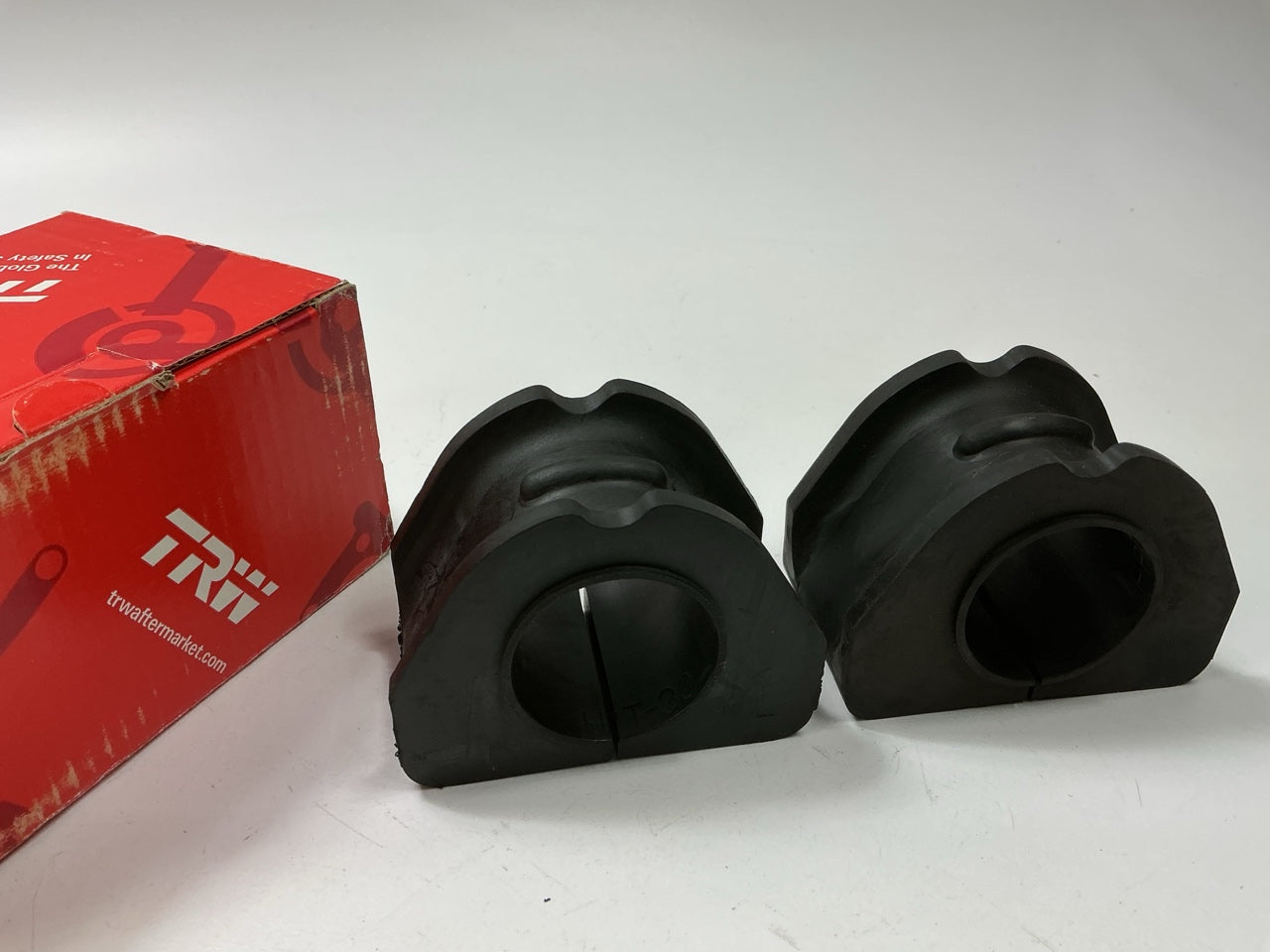 TRW JBU1183 Front Stabilizer Sway Bar Bushing Kit For 1998-02 Lincoln Navigator