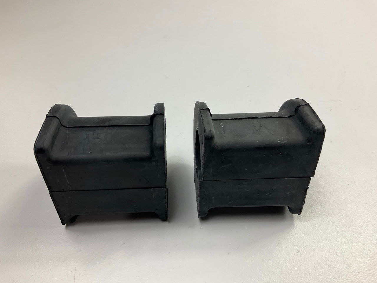 TRW JBU1913 Front Stabilizer Sway Bar Bushing Kit For 2000-05 Toyota MR2 Spyder