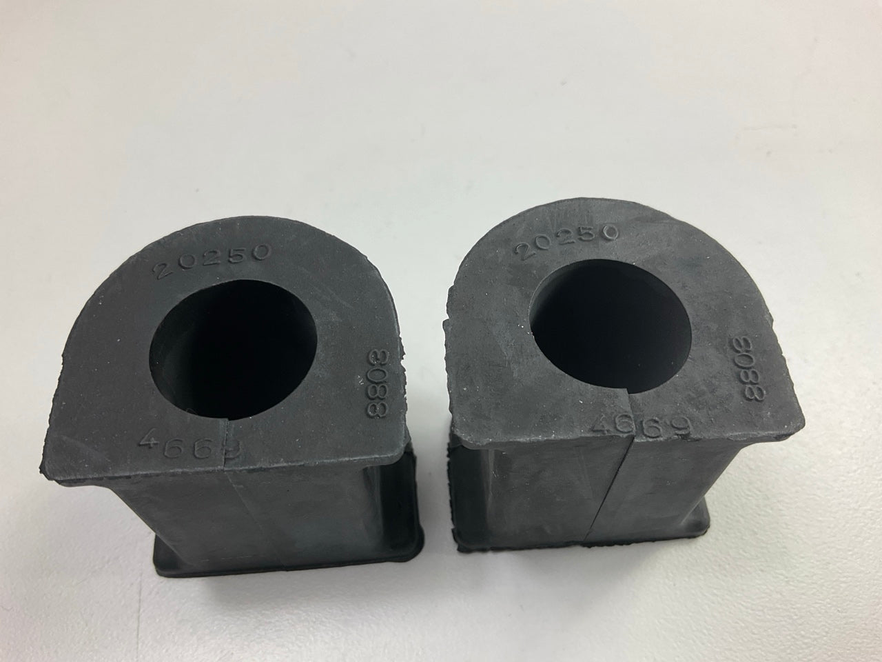 TRW JBU1913 Front Stabilizer Sway Bar Bushing Kit For 2000-05 Toyota MR2 Spyder