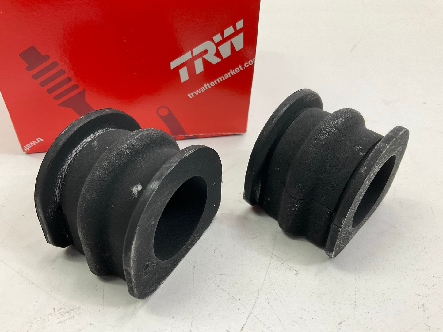 TRW JBU2065 Front Stabilizer Sway Bar Bushing Kit For 2009-2010 INFINITI M45