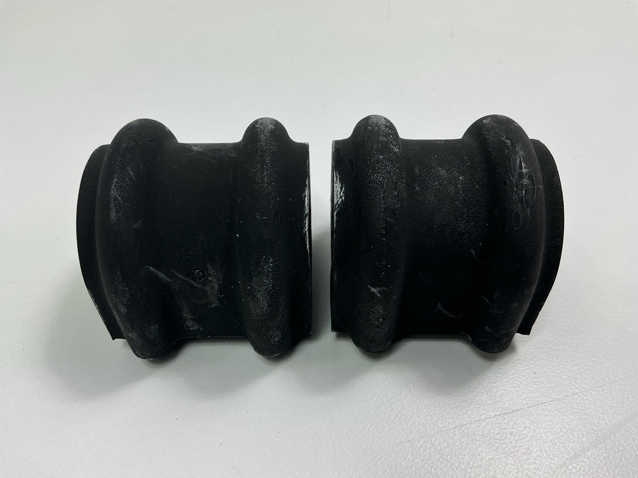 TRW JBU2073 Front Suspension Stabilizer Sway Bar Bushings For 2007-2009 Sorento