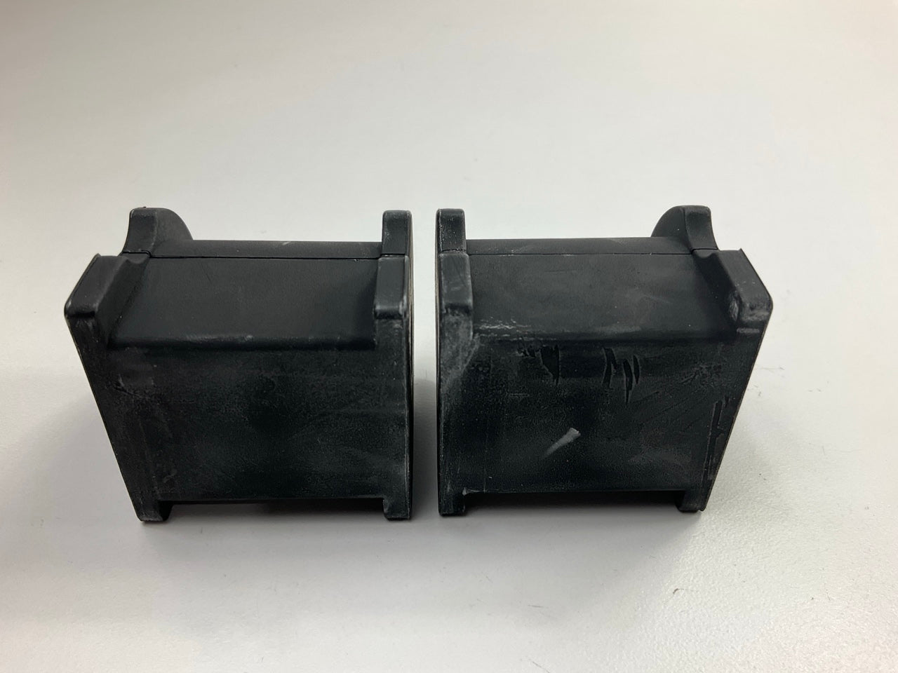 TRW JBU2329 Rear Stabilizer Sway Bar Bushing Kit For 2008-2017 Lincoln Navigator